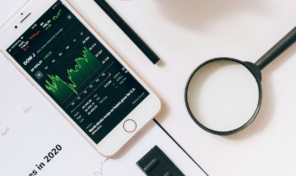 Earn Money on YouTube: Effective Monetization Strategies for Creators
